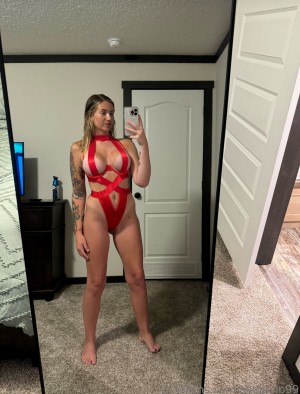 Shelby Parker Photo #76