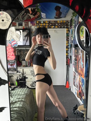 Xxxzombiezx Photo #223