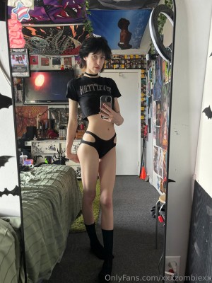 Xxxzombiezx Photo #237