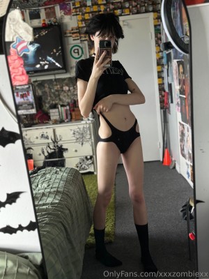 Xxxzombiezx Photo #248