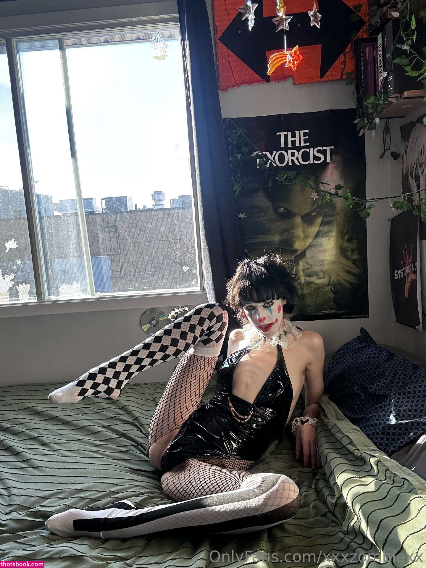 Xxxzombiezx Photo #303