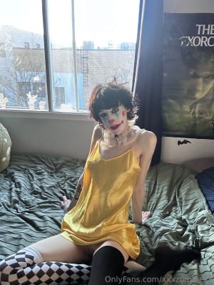 Xxxzombiezx Photo #352