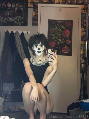 Xxxzombiezx Photo #377