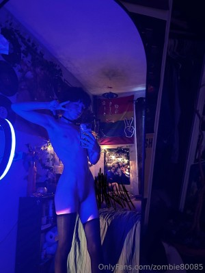 Xxxzombiezx Photo #455