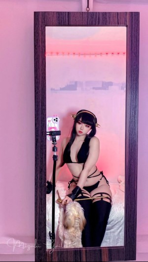 Mizuki Gaile Photo #64