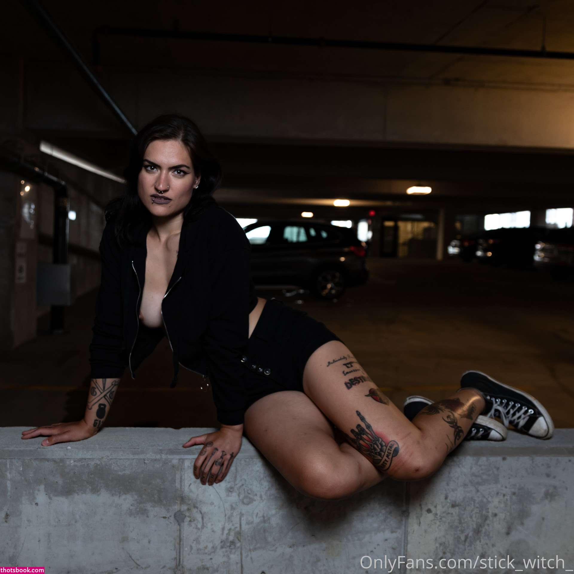 Titania Orion Photo #34