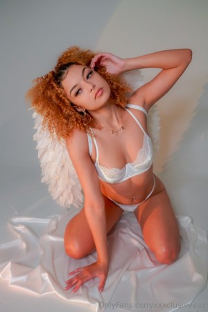 xxxclusiveyaz Photo #25