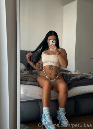 Petulkaa Photo #123