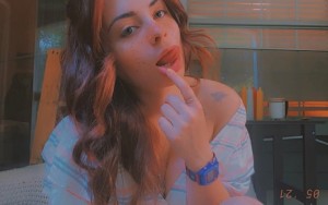 Aliice Apple Photo #8