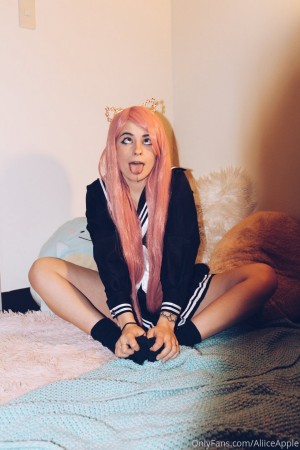 Aliice Apple Photo #53