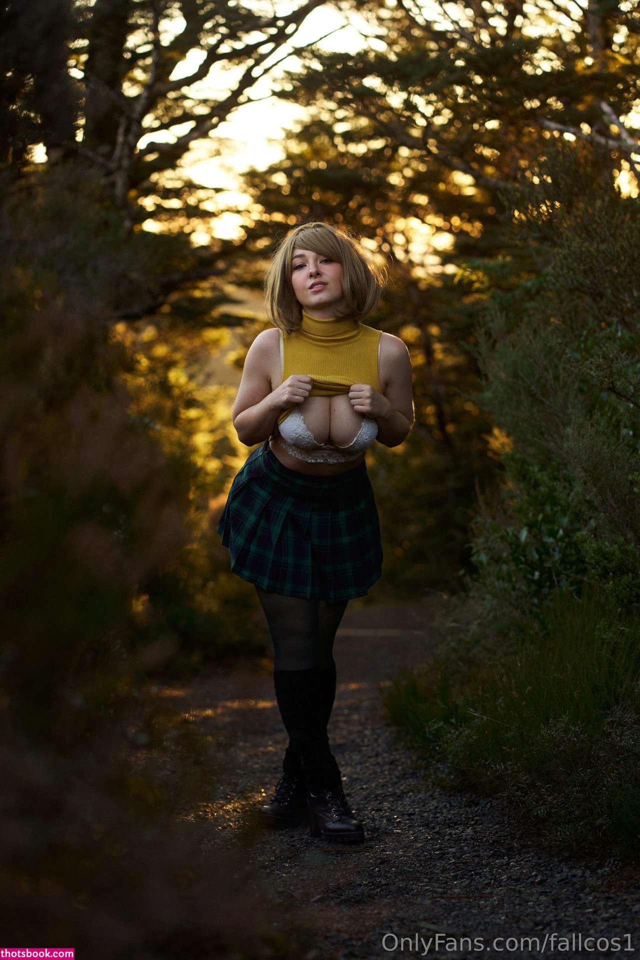 Fallcosplay Photo #642