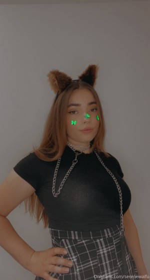 Serenewaifu Photo #11