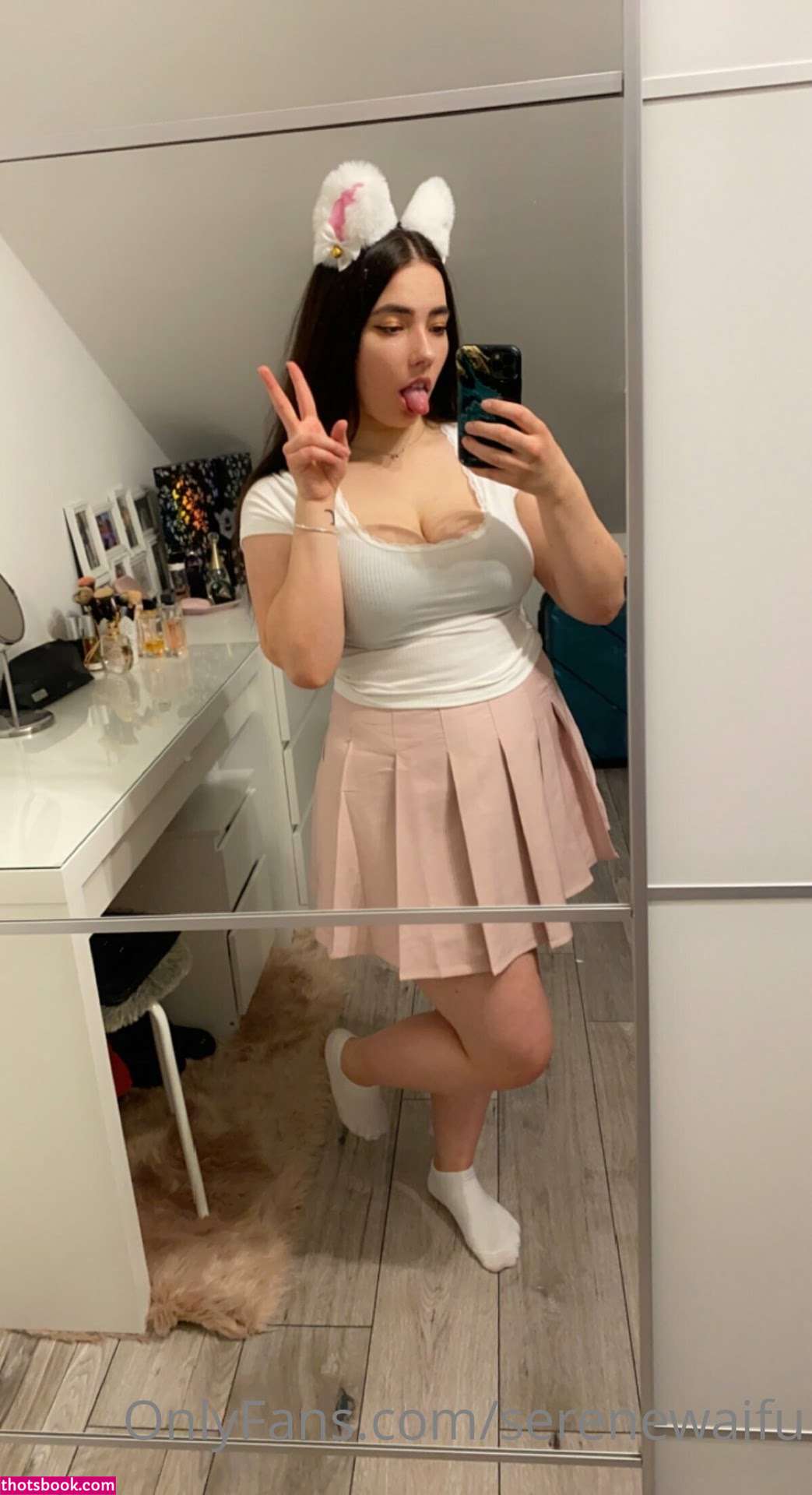 Serenewaifu Photo #120