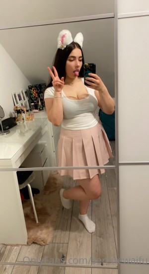 Serenewaifu Photo #120