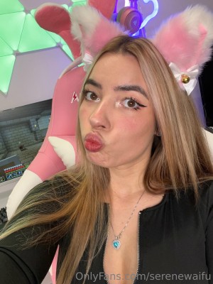 Serenewaifu Photo #249