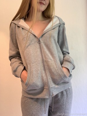 Cleossecretlife Photo #88