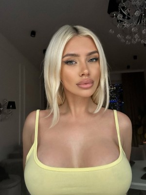 lilyabraun Photo #26