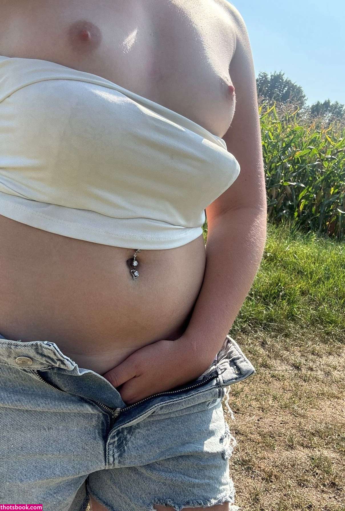 Miss4ever18 Photo #7