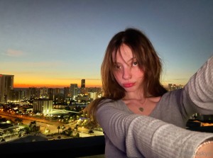 bellalovess Photo #18