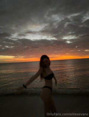 bellalovess Photo #32