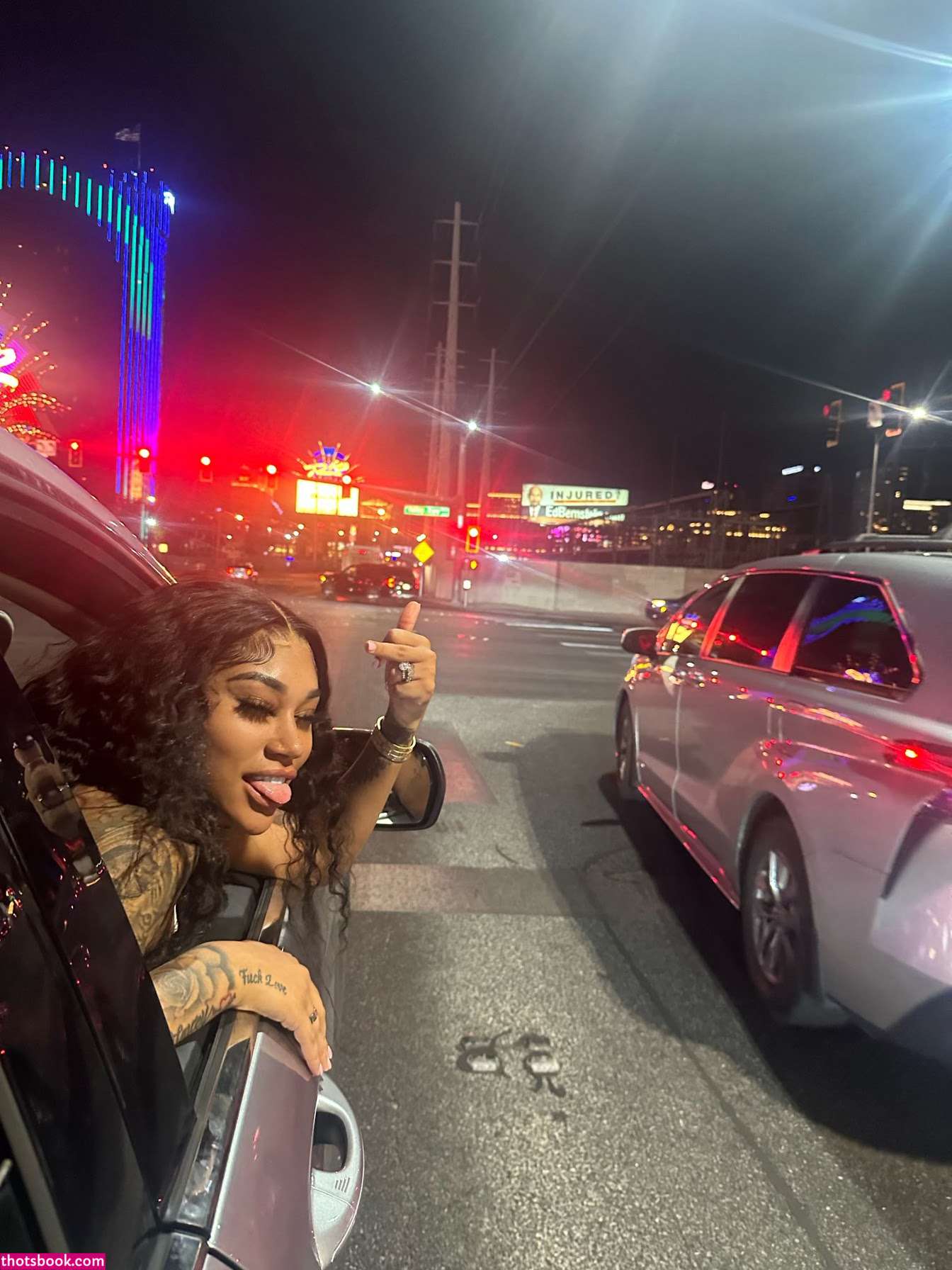 Jania Meshell Photo #4