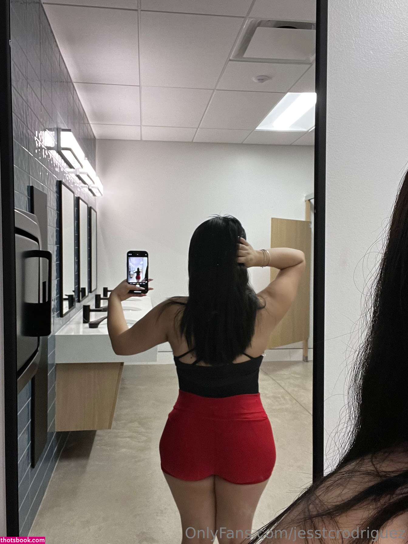 jesstcrodriguez Photo #8