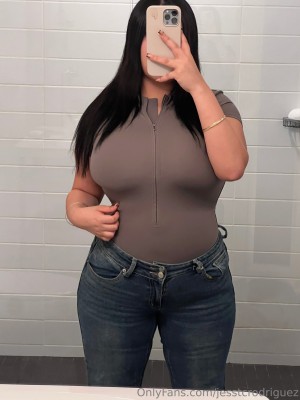 jesstcrodriguez Photo #20