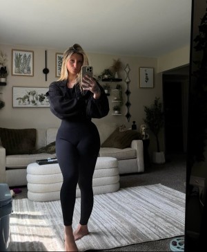 Kristineelifts Photo #22