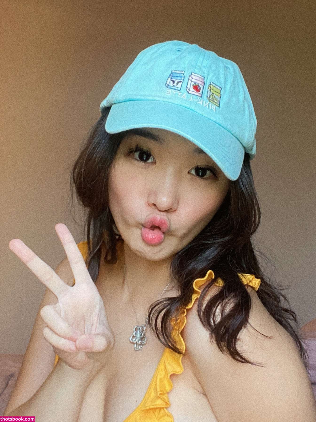 Livy Renata Photo #3