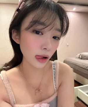 Livy Renata Photo #16