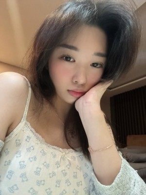 Livy Renata Photo #17