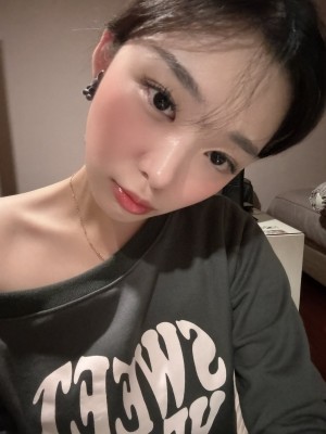 Livy Renata Photo #23