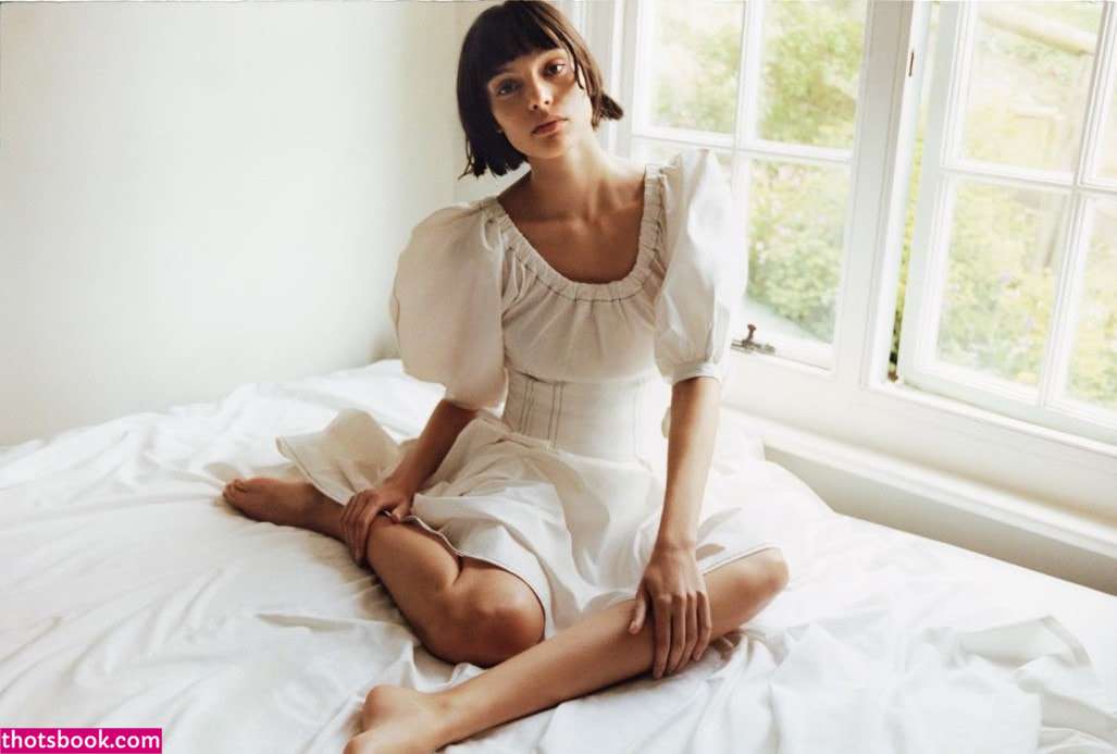 Charlee Fraser Photo #28