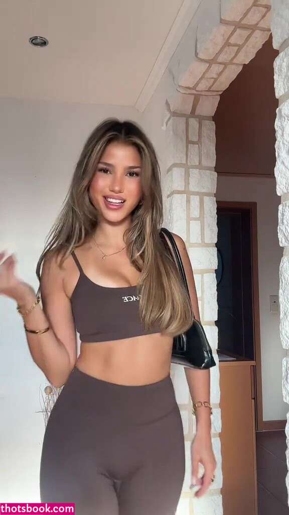 Jasmin Hoppe Photo #36