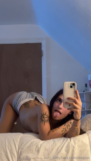 Raegan Owens Photo #8