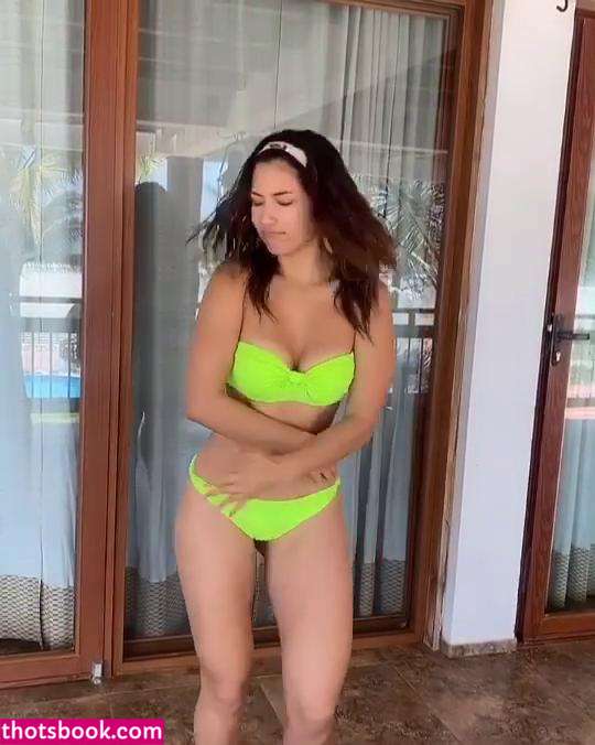 Alejandra Jaramillo Photo #37