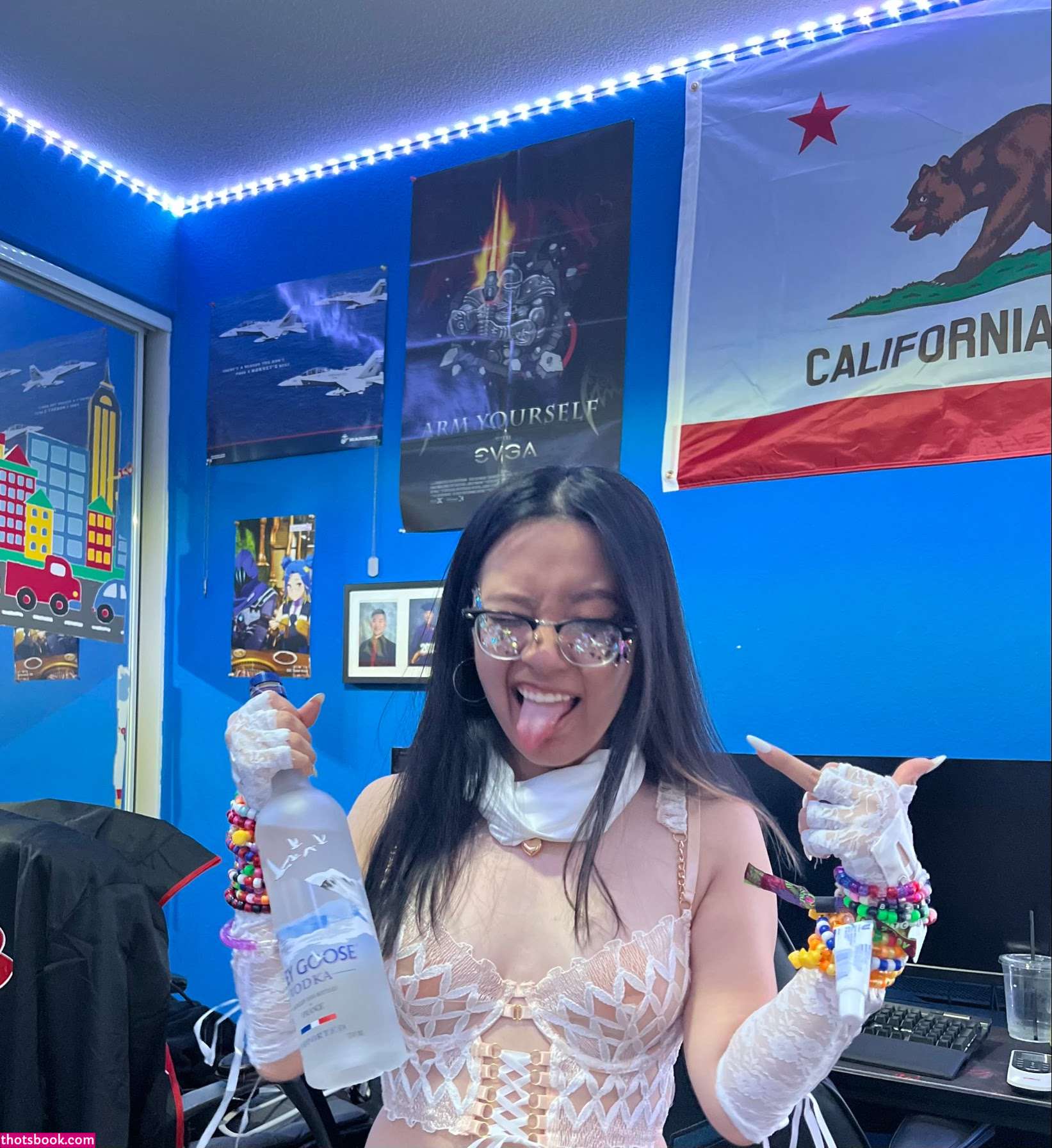 Cryingmayonnais Photo #20