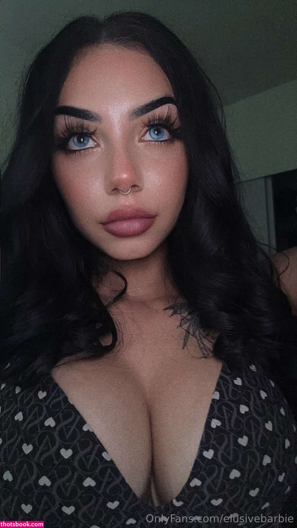 elusivebarbie Photo #6