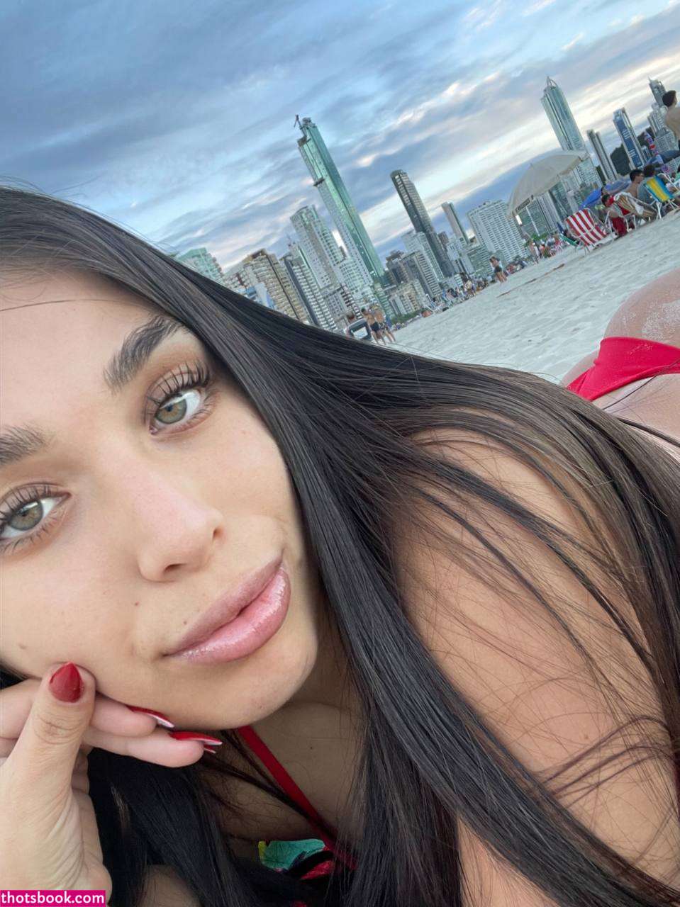 Emily Schiera Photo #8