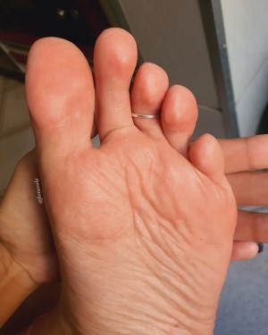 feetassola Photo #49