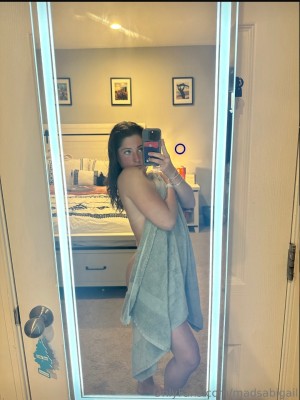 Mads Abigail Photo #7