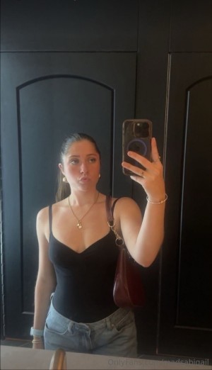 Mads Abigail Photo #11