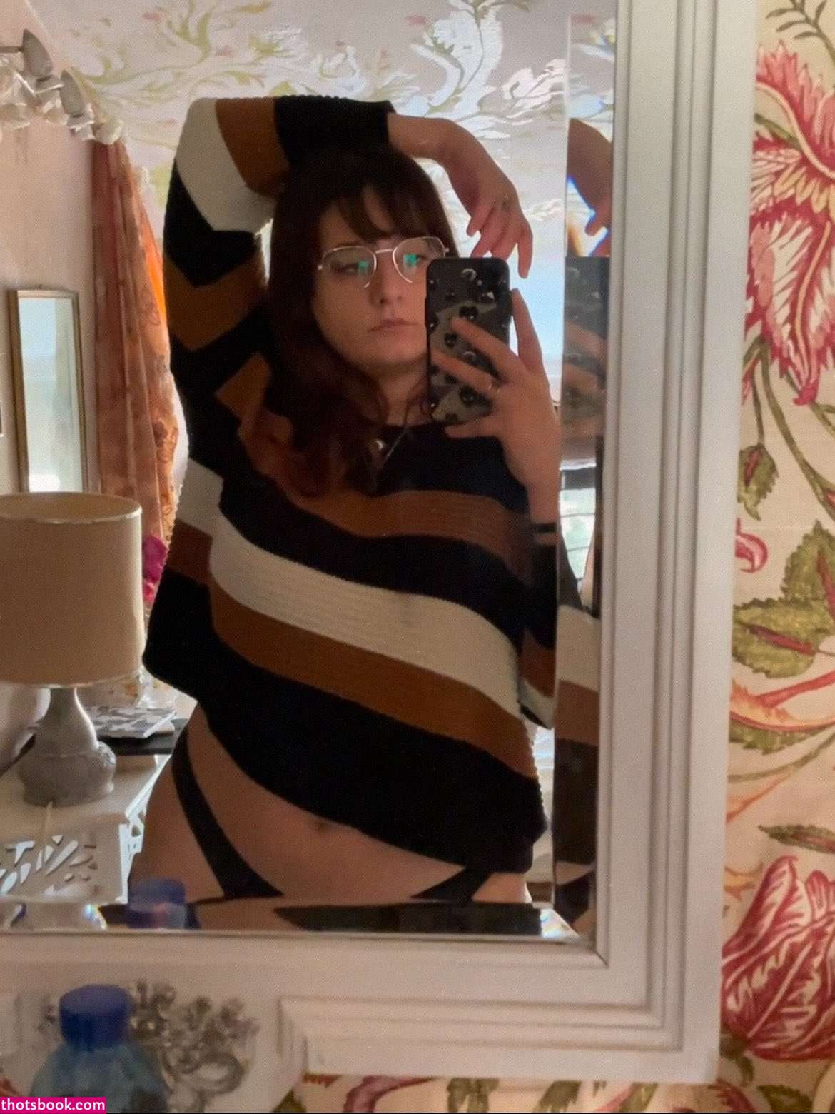 Arianalogia Photo #32