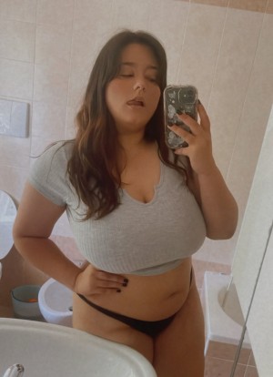 Arianalogia Photo #28