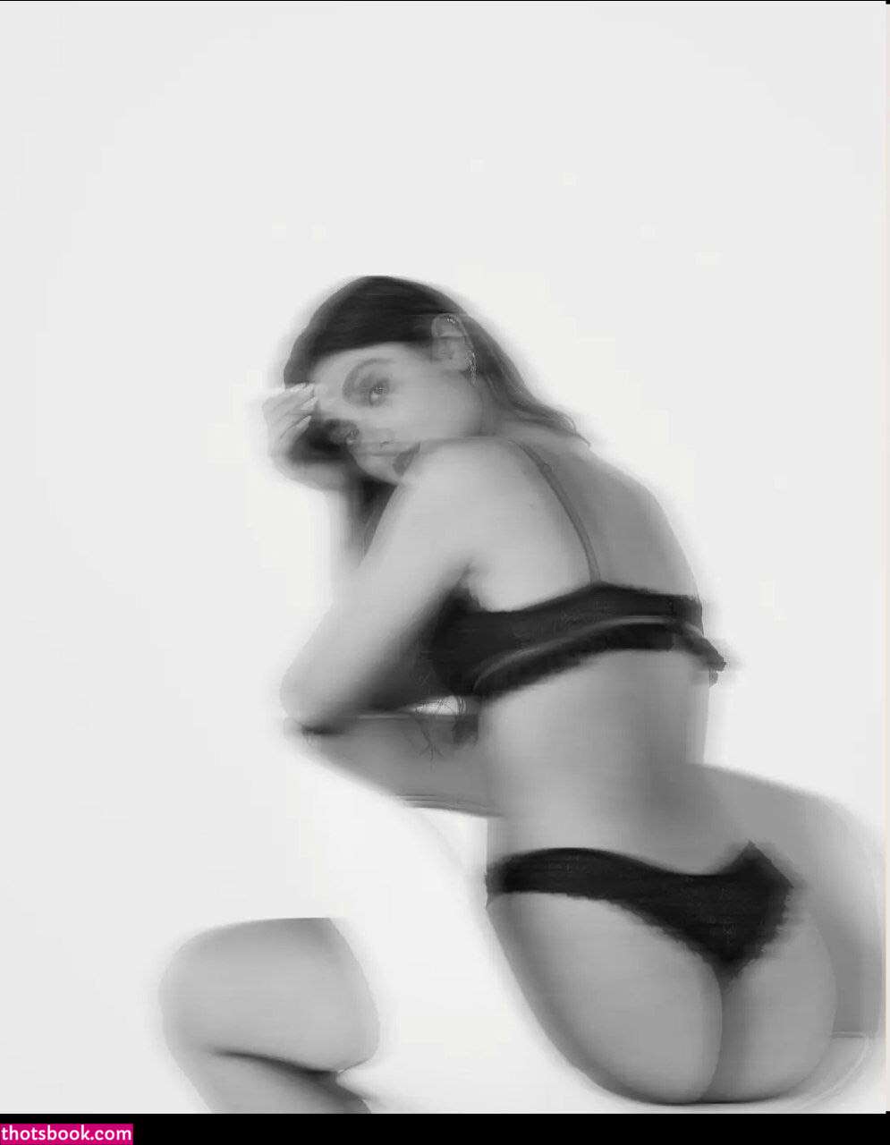 Isabella Londono Photo #22