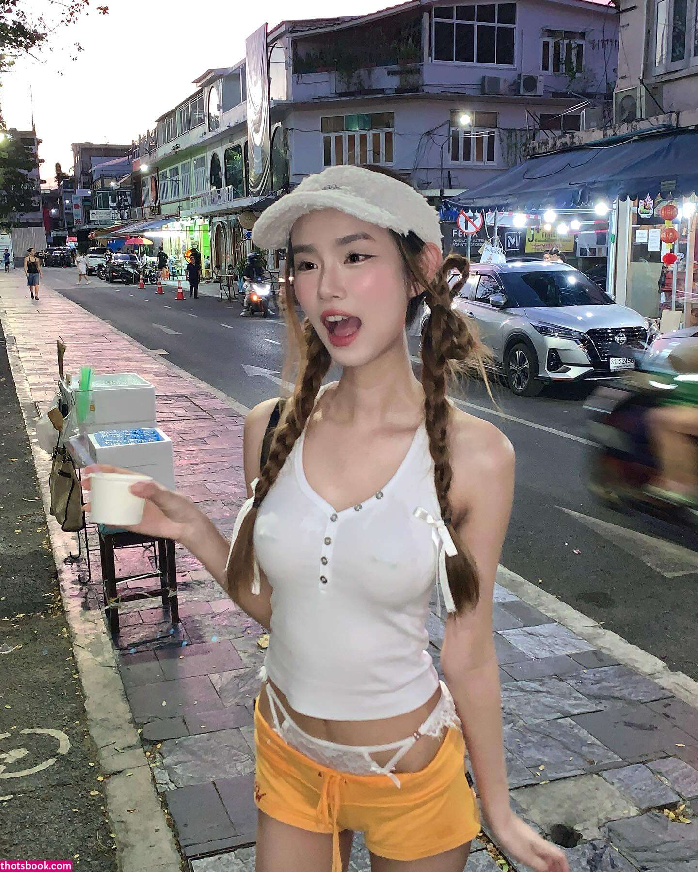 Yujeen Indyy Photo #9