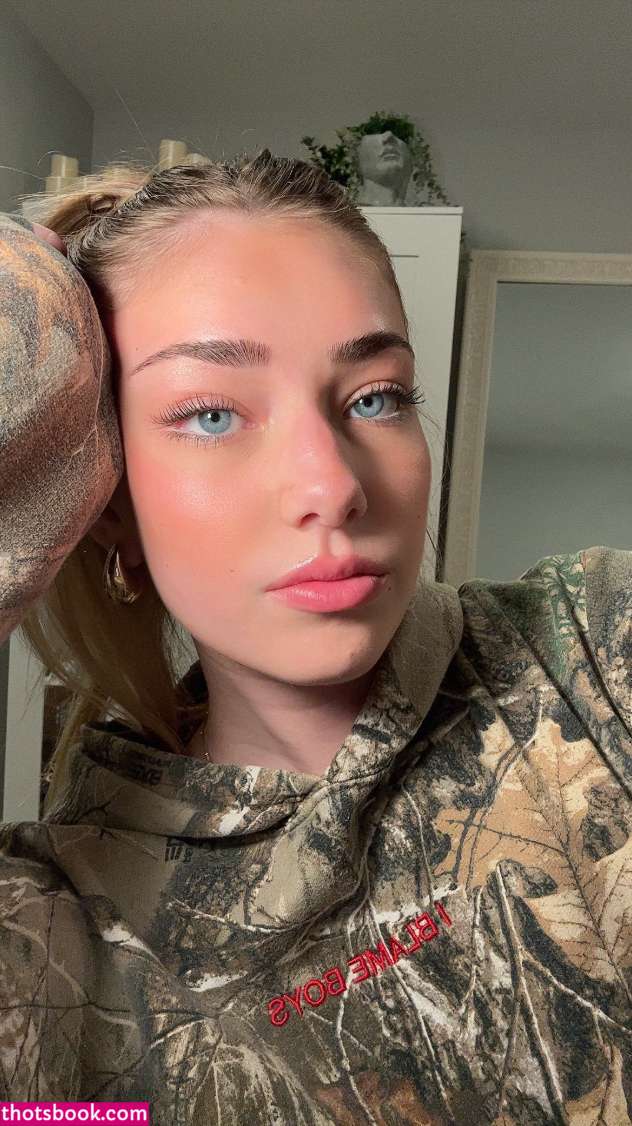 jjuliasherman Photo #3