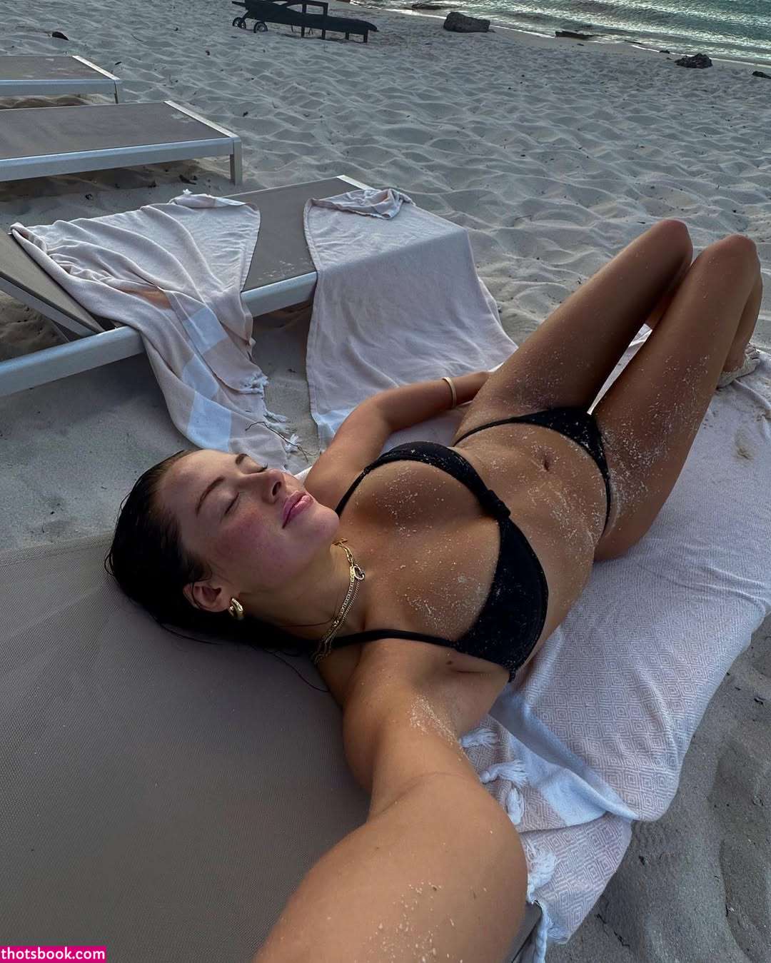 Brooke Schofield Photo #4