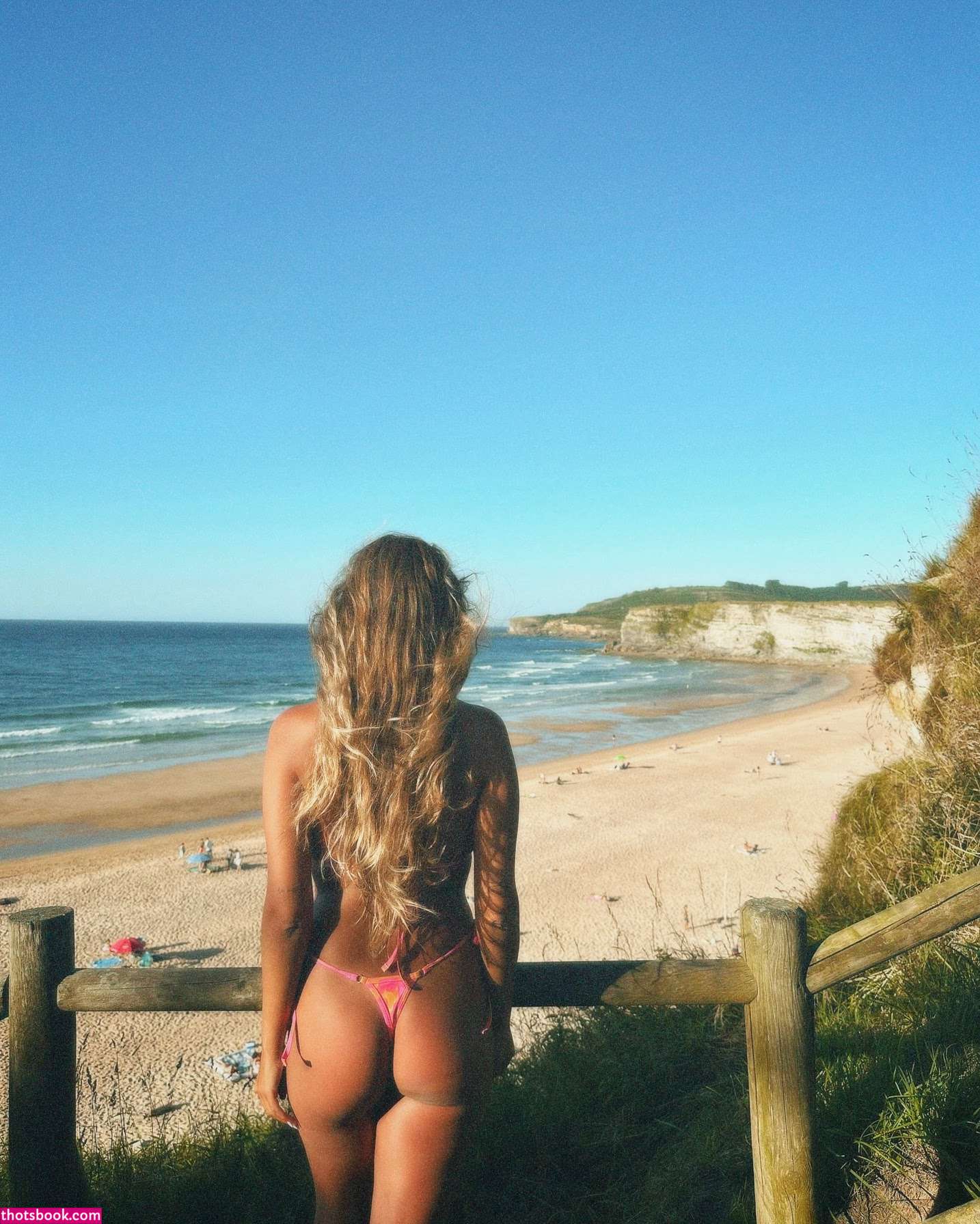 Claudia Acevedo Bueno Photo #52