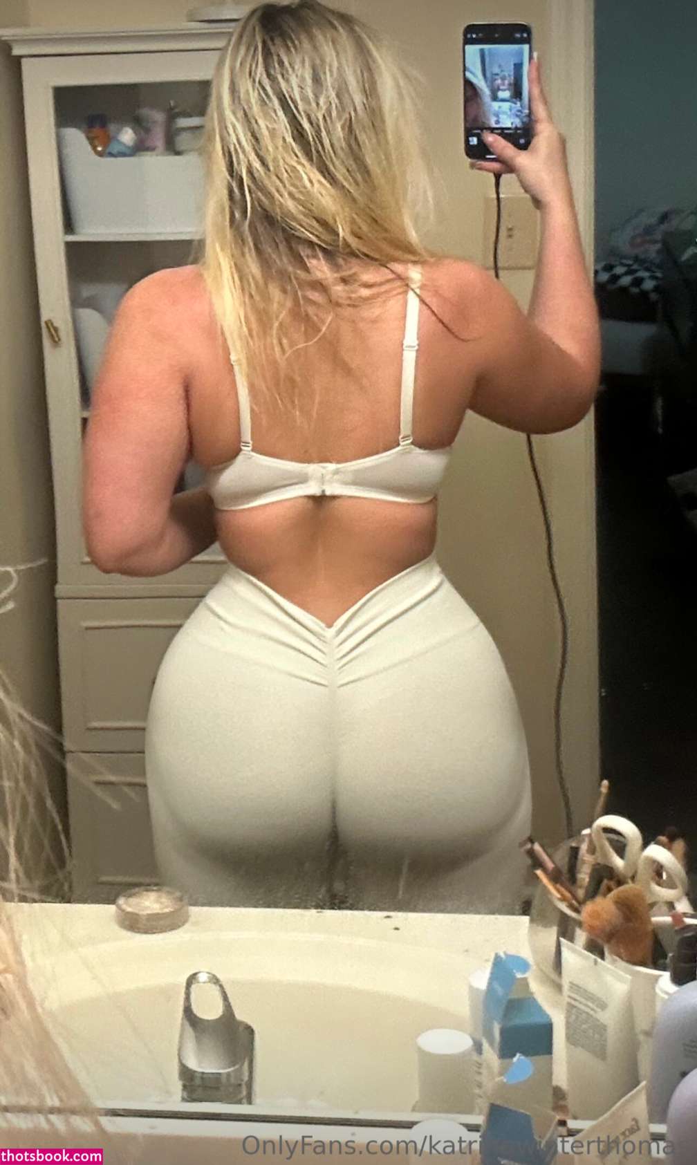 katrinawinterthomas Photo #11